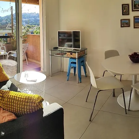 Apartamento La Souleyado à Minutes 5 Minutes à Pieds, 2 Belles Terrasses *