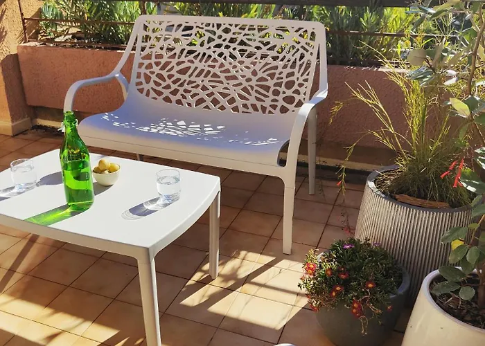 La Souleyado à Minutes 5 Minutes à Pieds, 2 Belles Terrasses Appartement